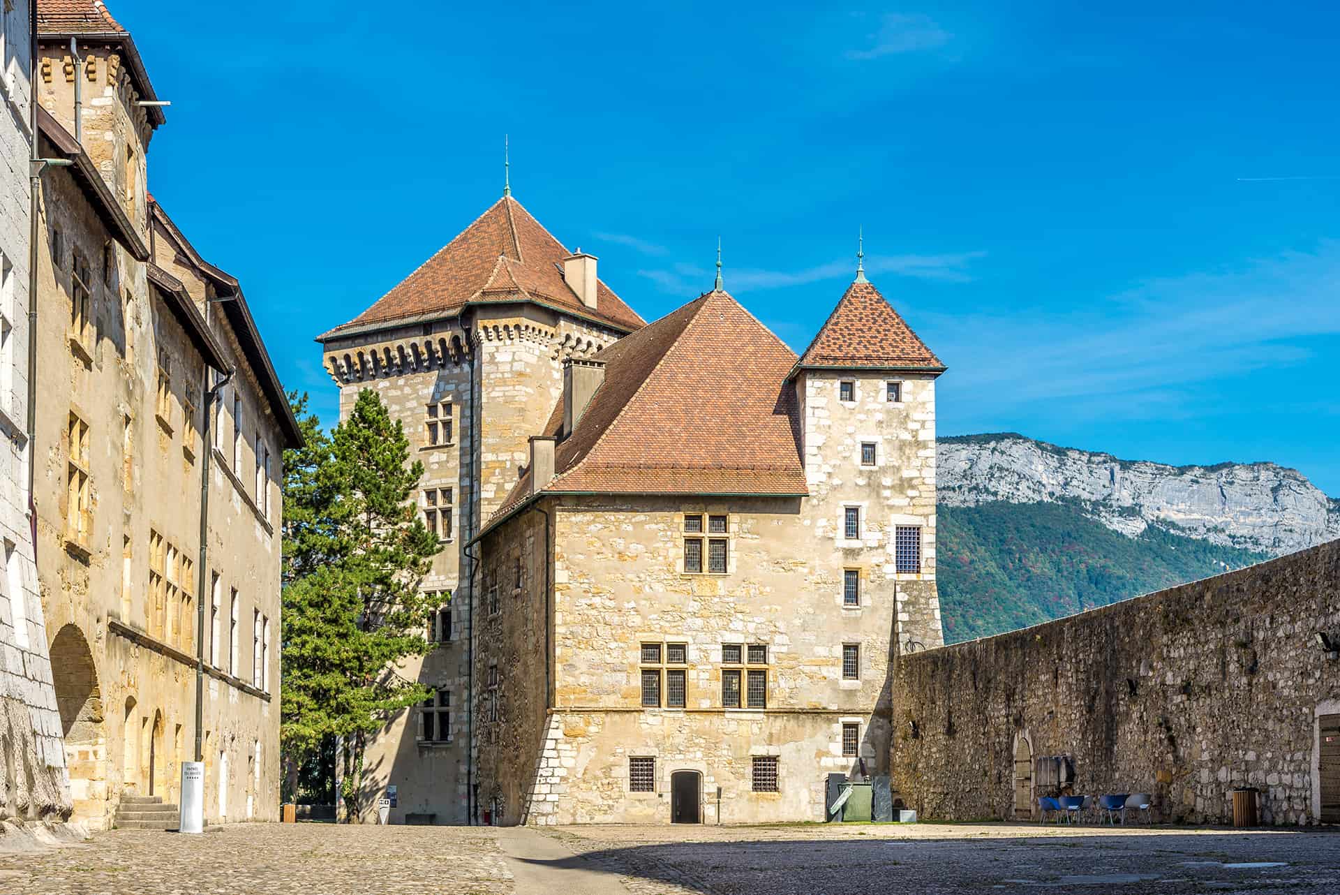 chateau annecy chateau annecy