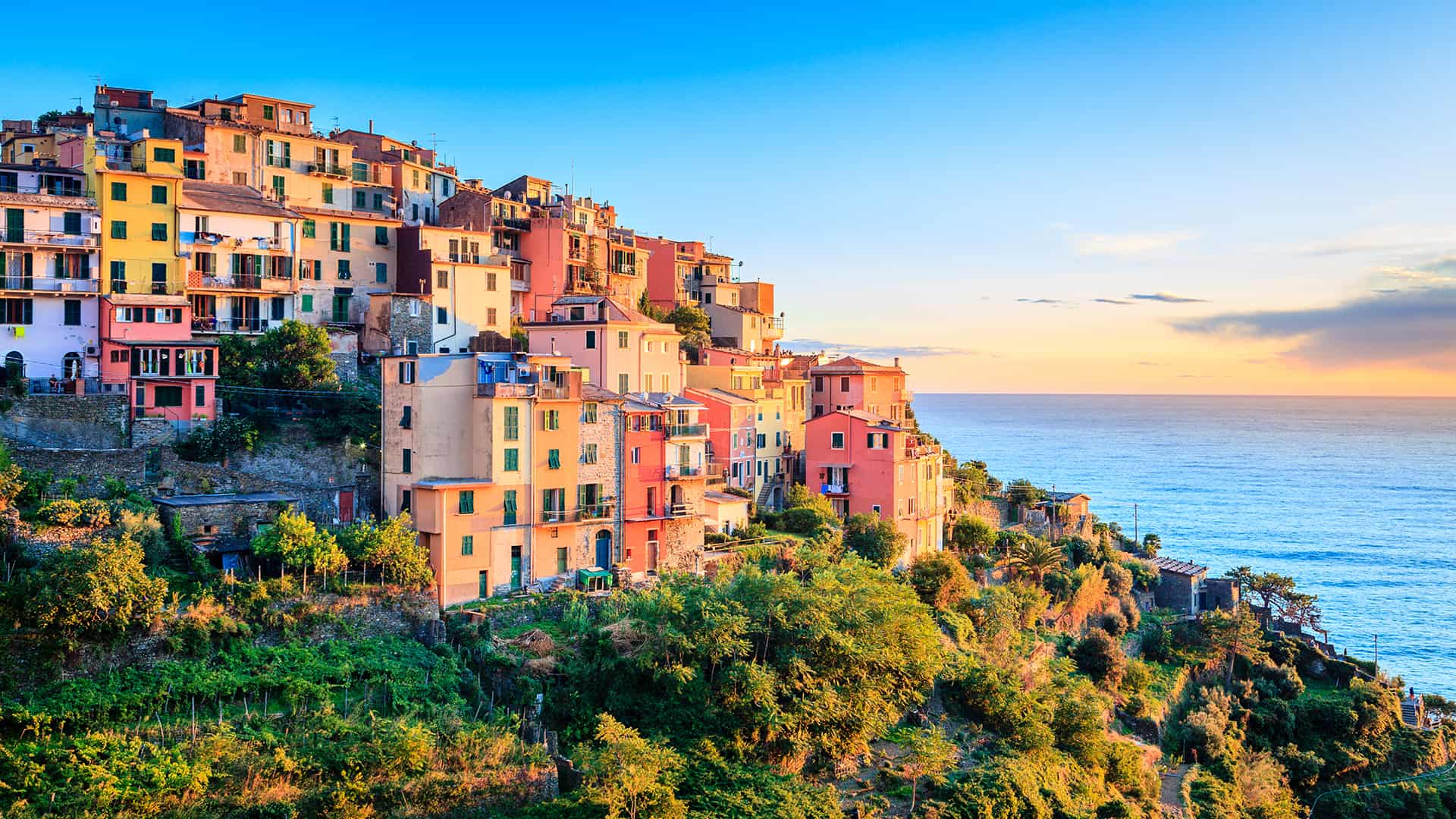 village corniglia cinque terre village corniglia cinque terre