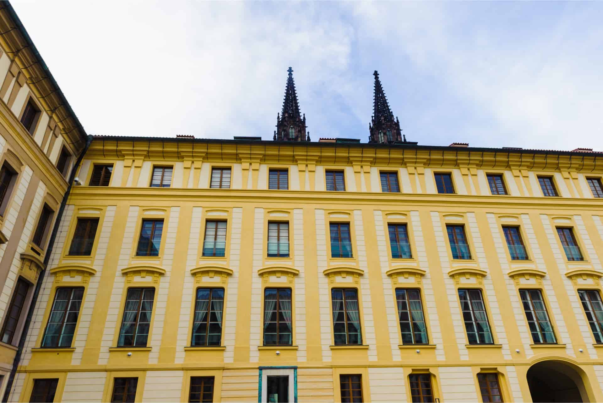 visiter les ecuries imperiales du chateau de prague visiter les ecuries imperiales du chateau de prague