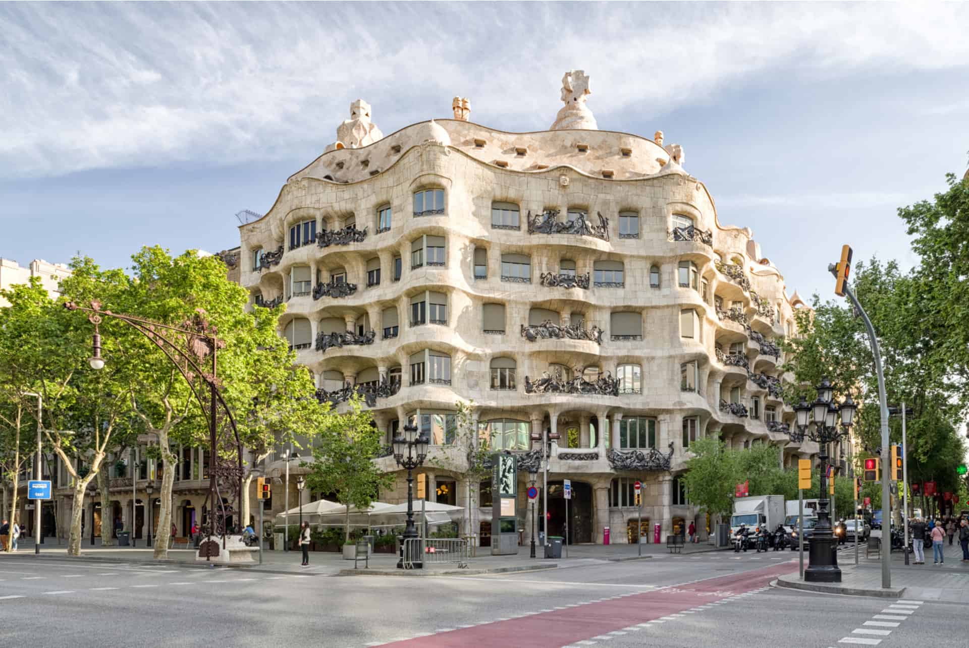 casa mila casa mila