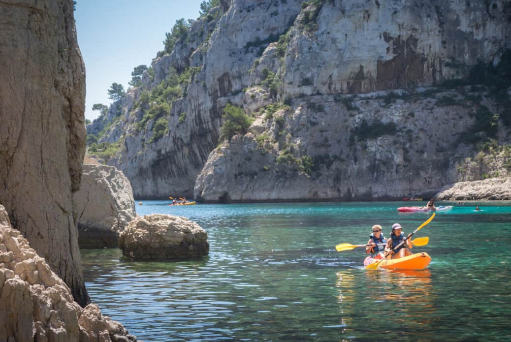 Balade en kayak de mer dans les calanques