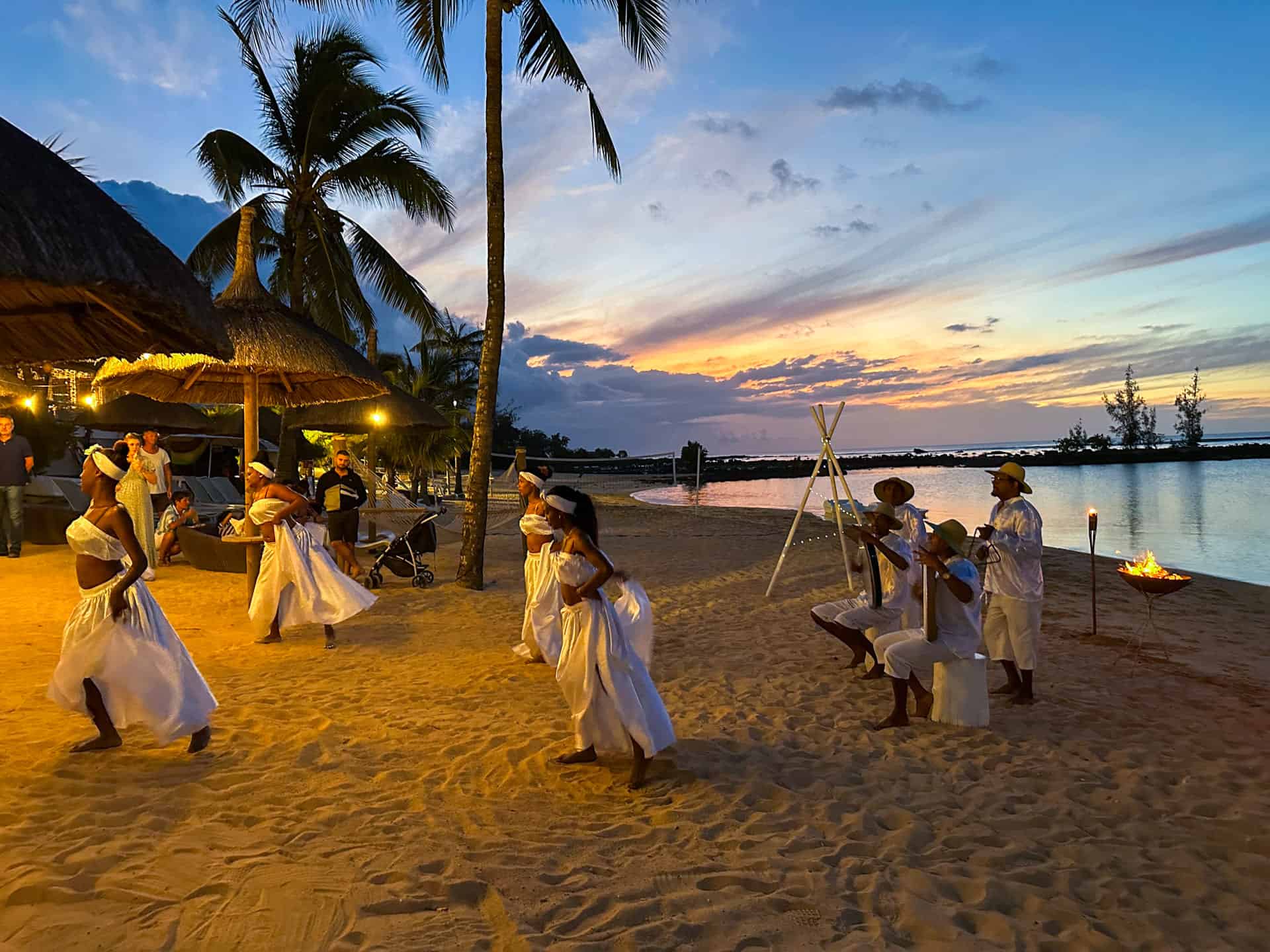 soirees conviviales soirees conviviales veranda pointe aux biches