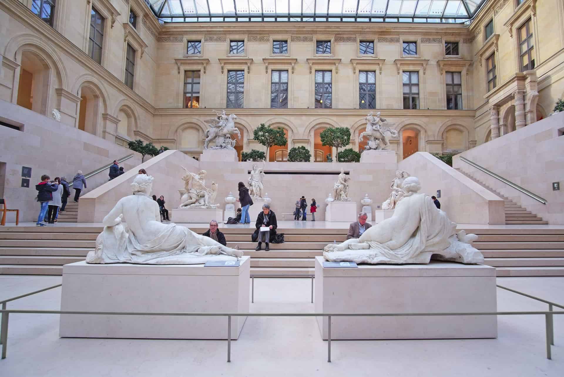 musée du louvre à paris