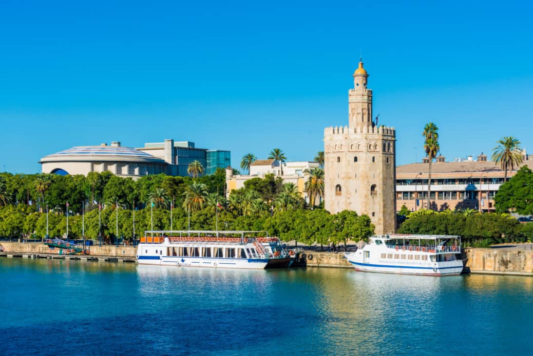 Visite guidée avec accès aux monuments de la Torre del Oro