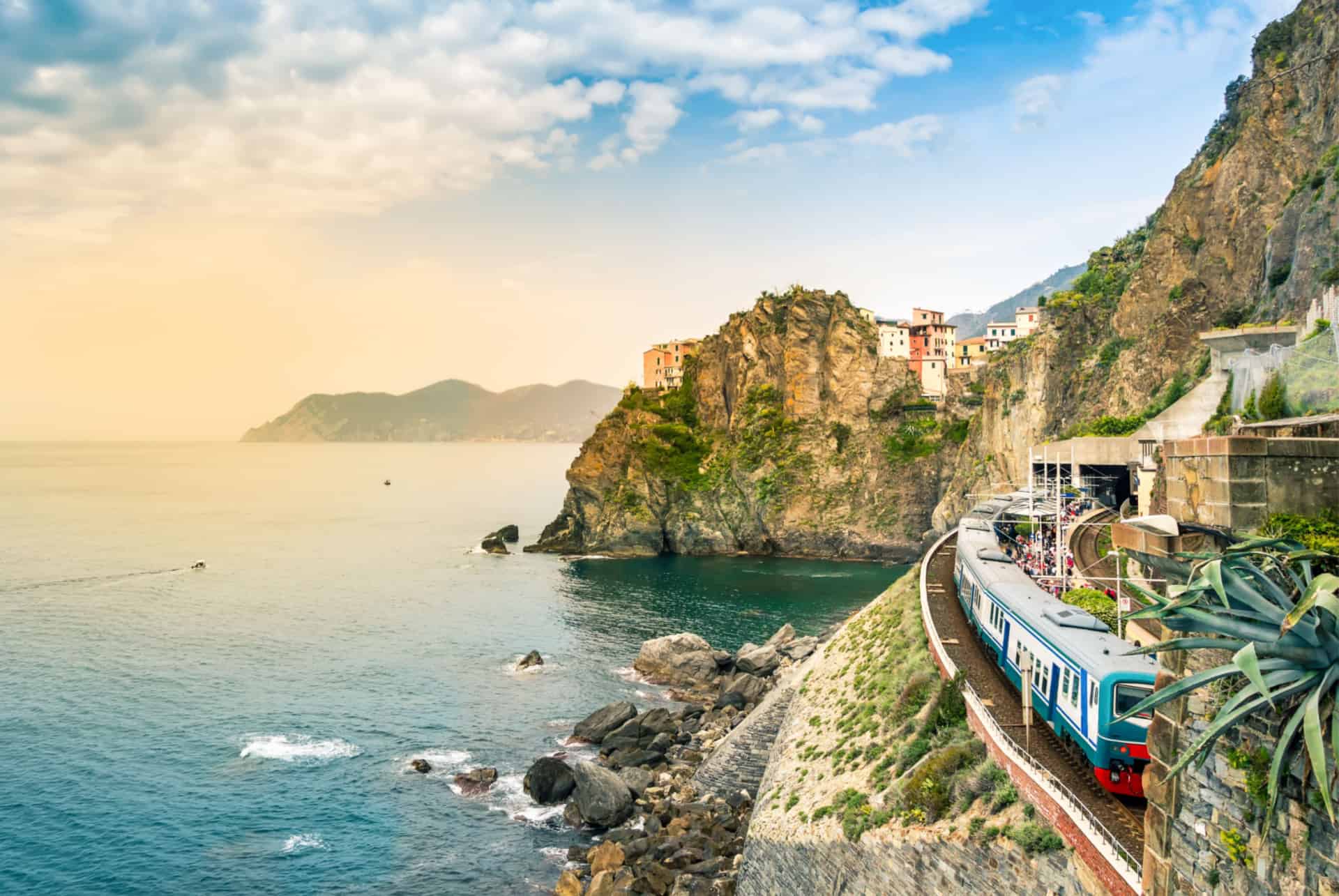 cinque terre train cinque terre train