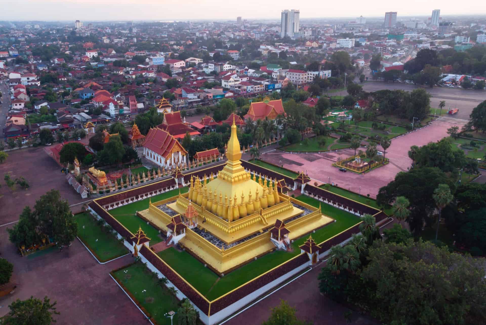 pha that luang pha that luang