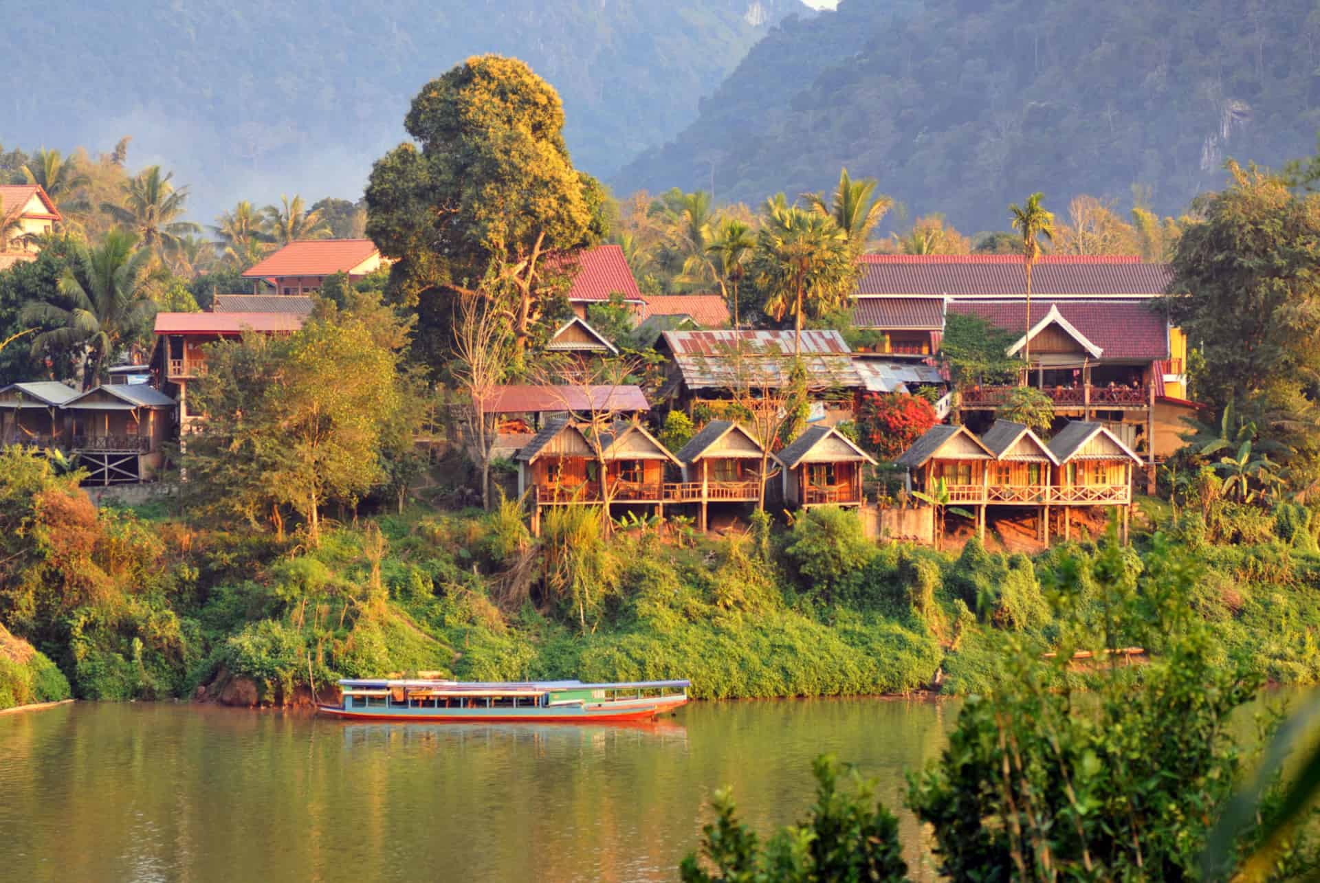 village nong khiaw au laos village nong khiaw au laos