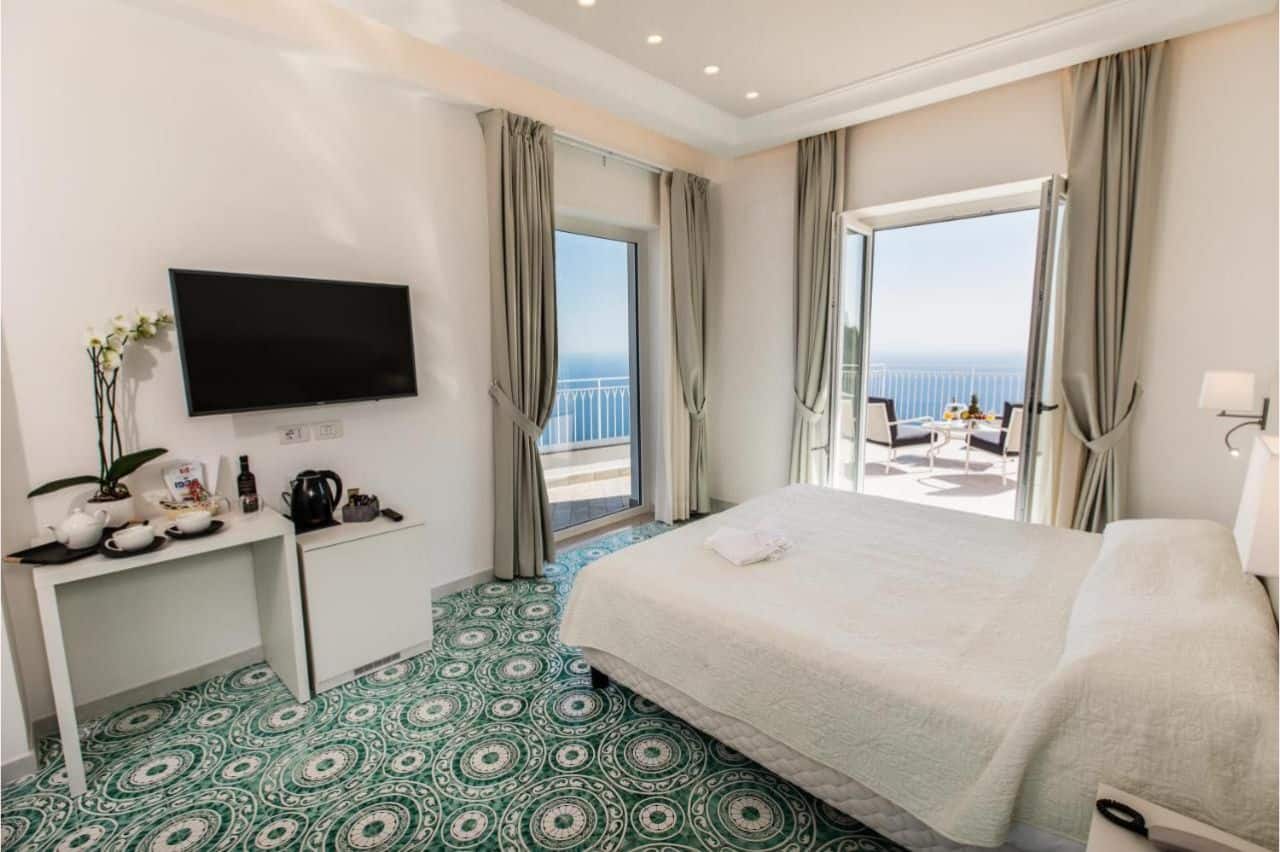 ou dormir sur la cote amalfitaine ou dormir sur la cote amalfitaine