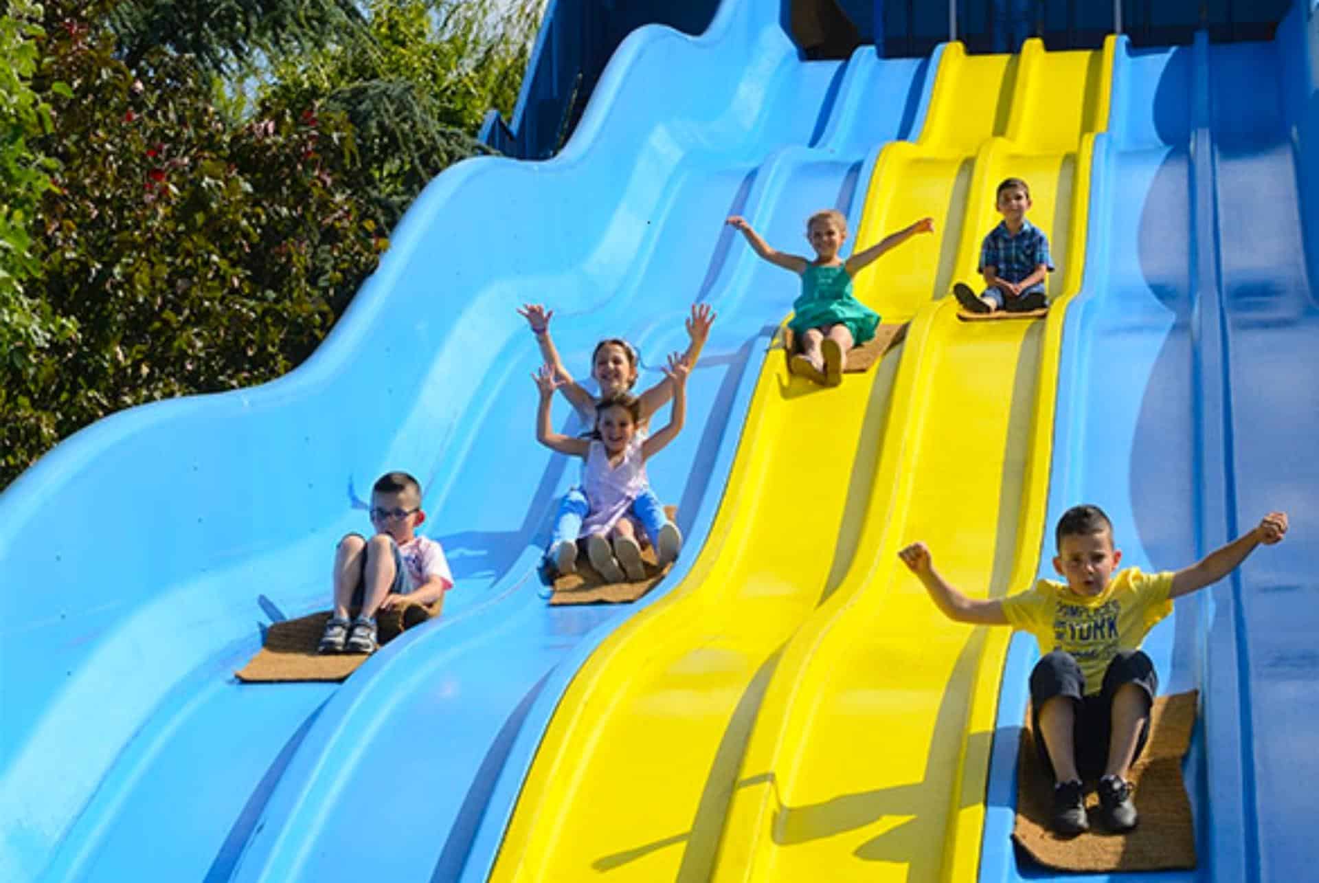 attraction toboggan de course attraction toboggan de course