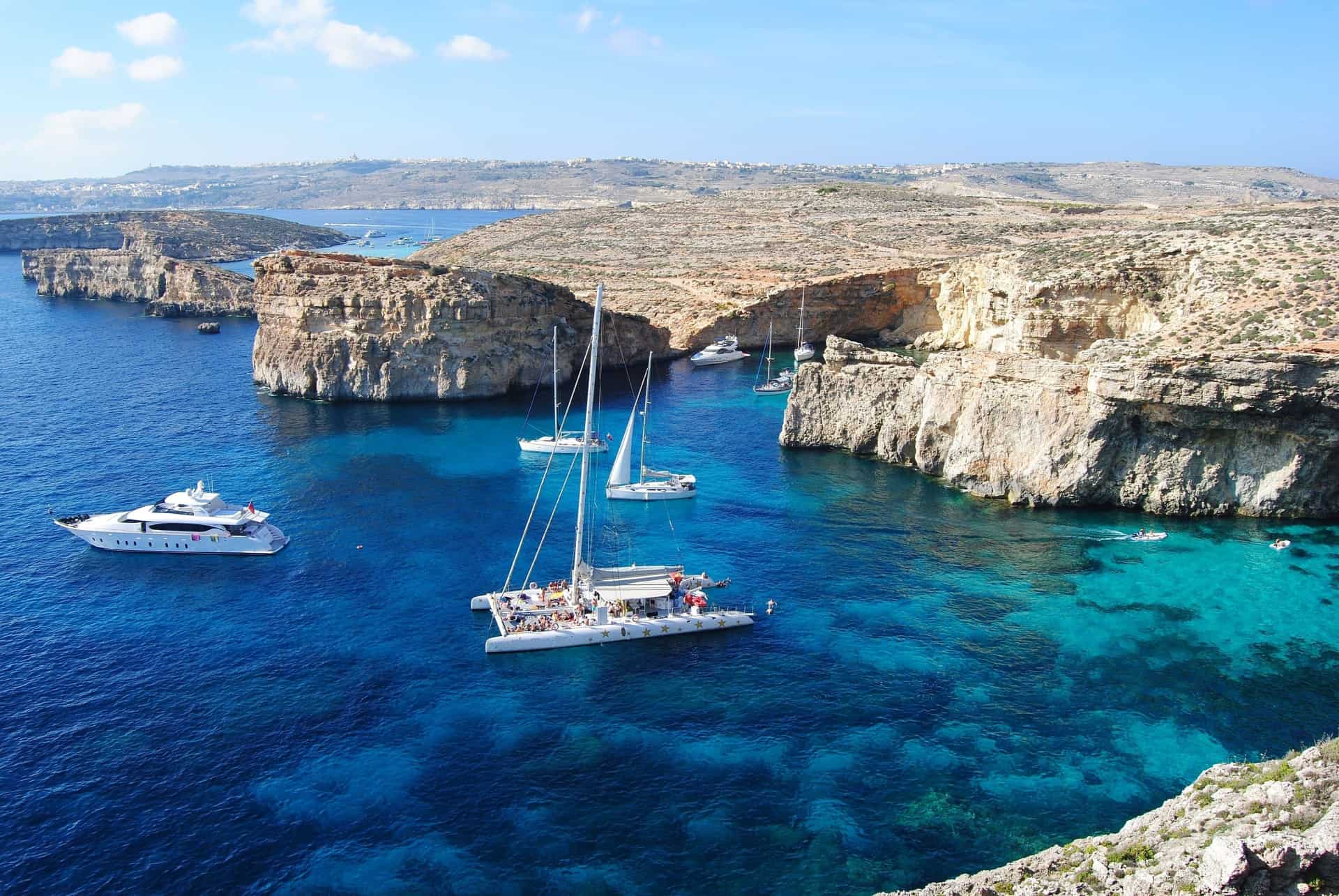 lagon de crystal comino lagon de crystal comino