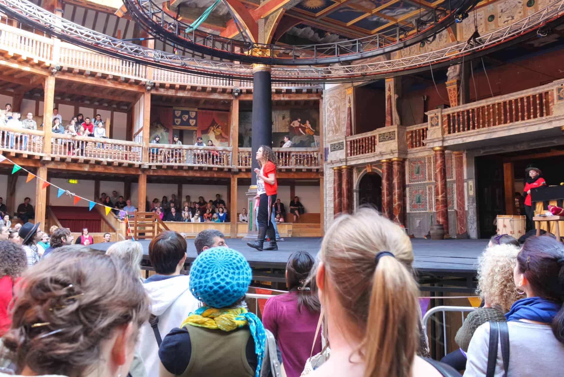 shakespeares globe theatre shakespeares globe theatre