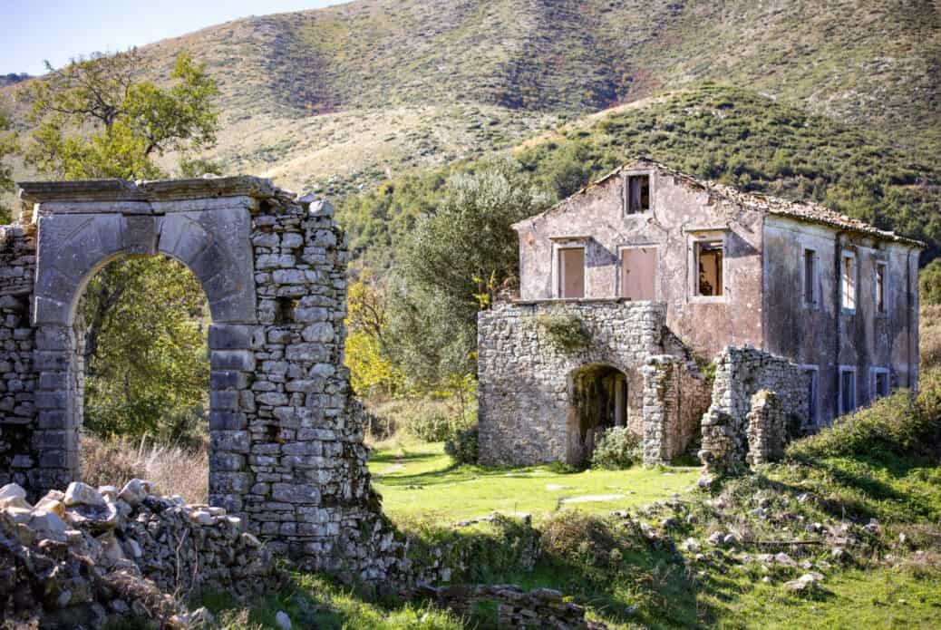 vieux perithia vieux perithia