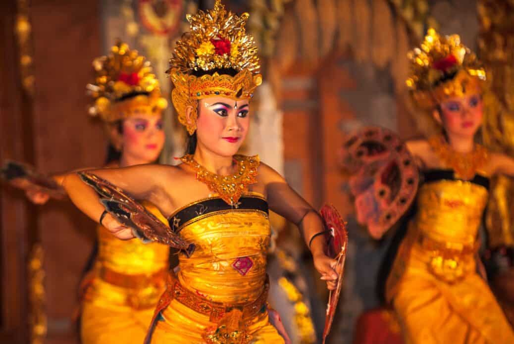 Temple d'Uluwatu et spectacle de danse Kecak