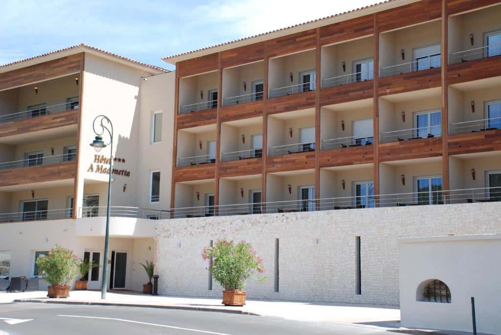 hotel a madonetta dormir bonifacio