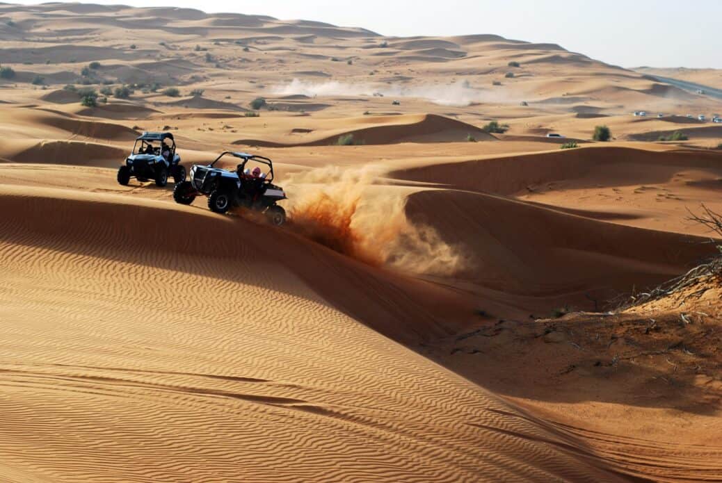 Aventure en buggy et dîner dans le désert