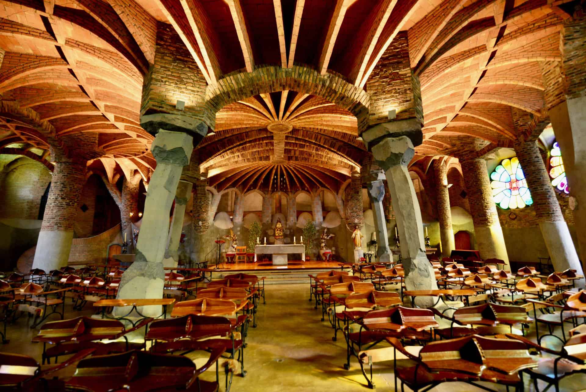 crypte colonia guell crypte colonia guell