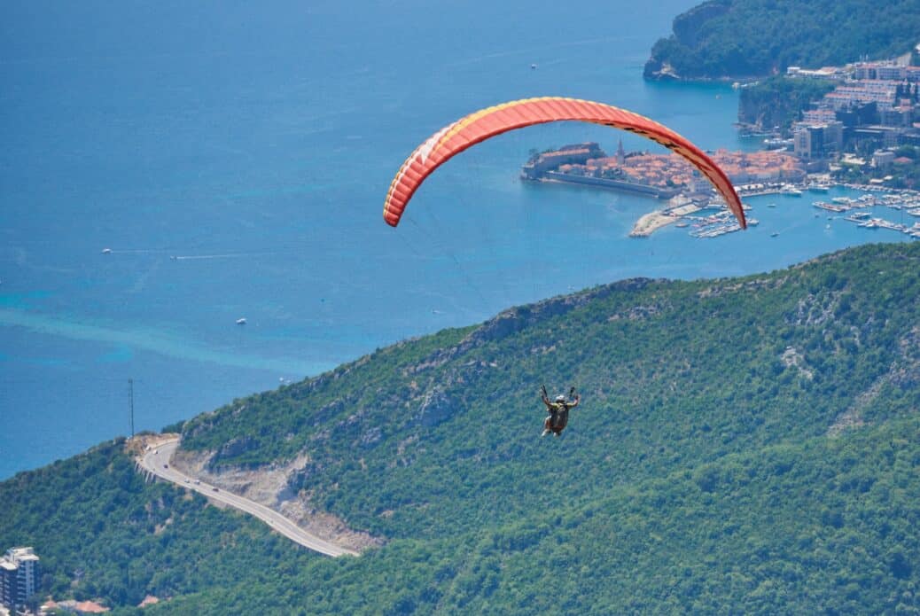 Vol en parapente au-dessus de la Budva Riviera