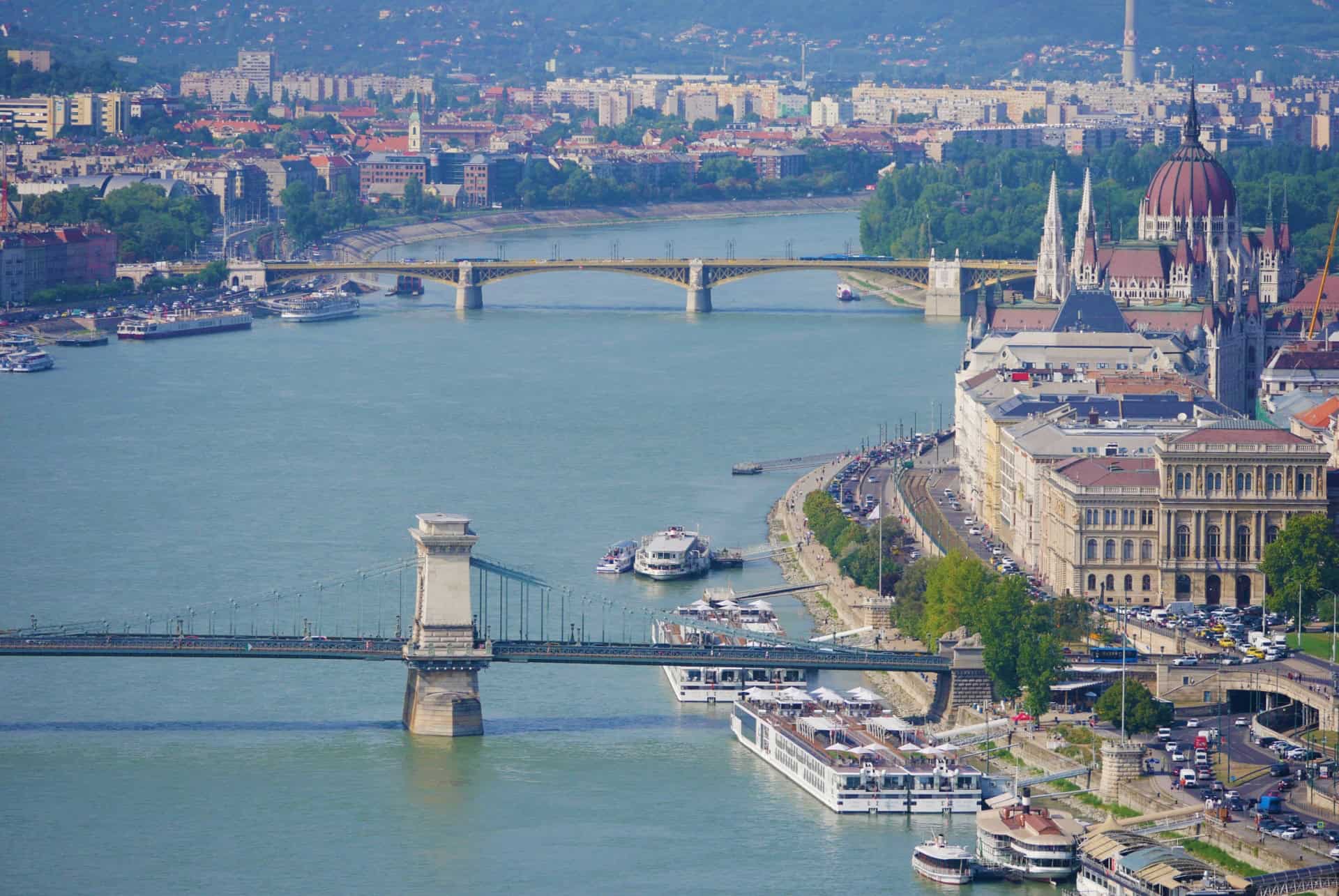 vue depuis géllert vue depuis géllert budapest en 3 jours
