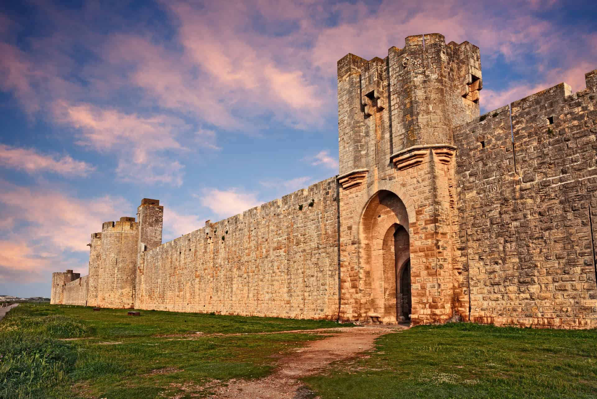Aigues-Mortes camargues Aigues-Mortes camargues