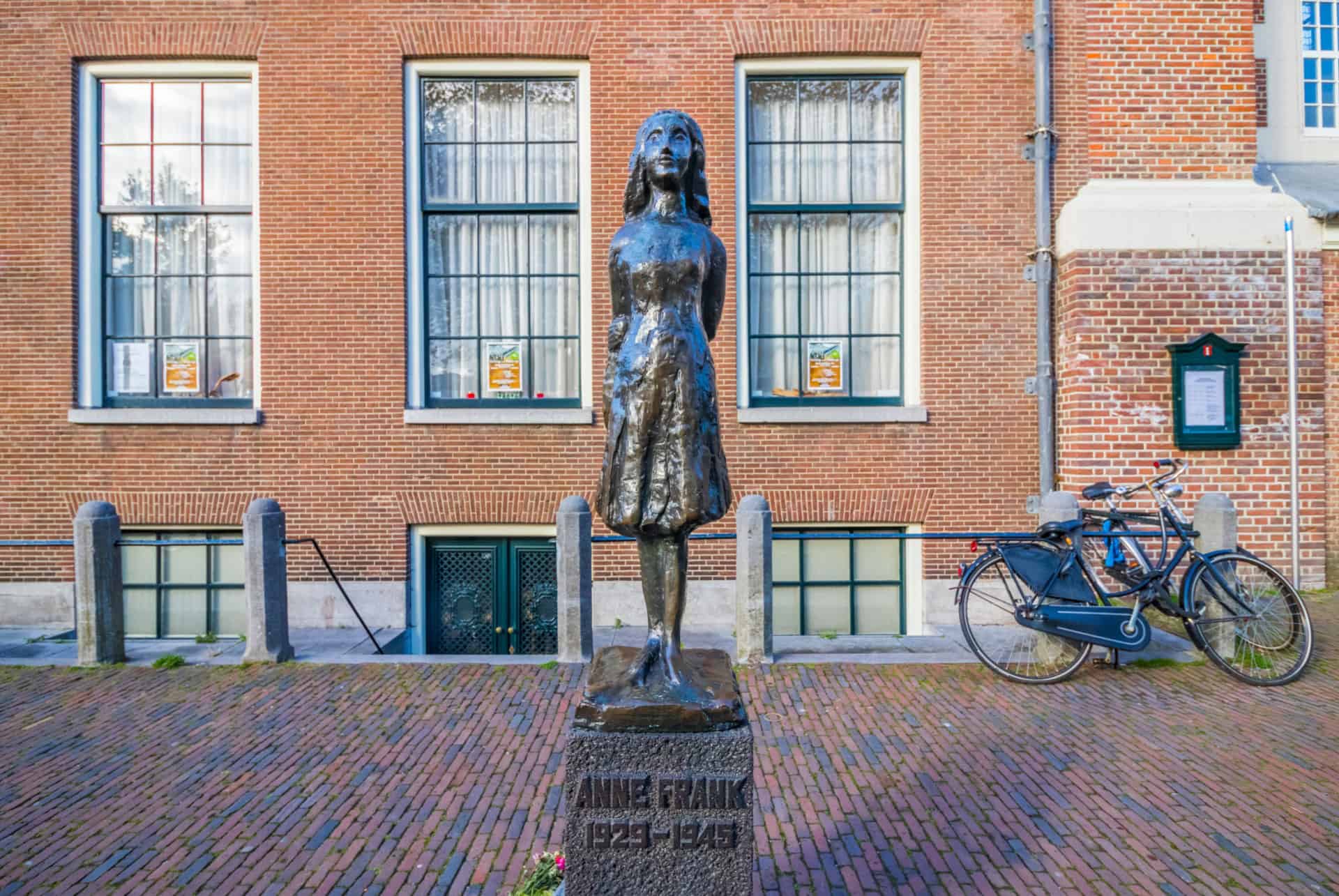 statue anne franck statue anne franck