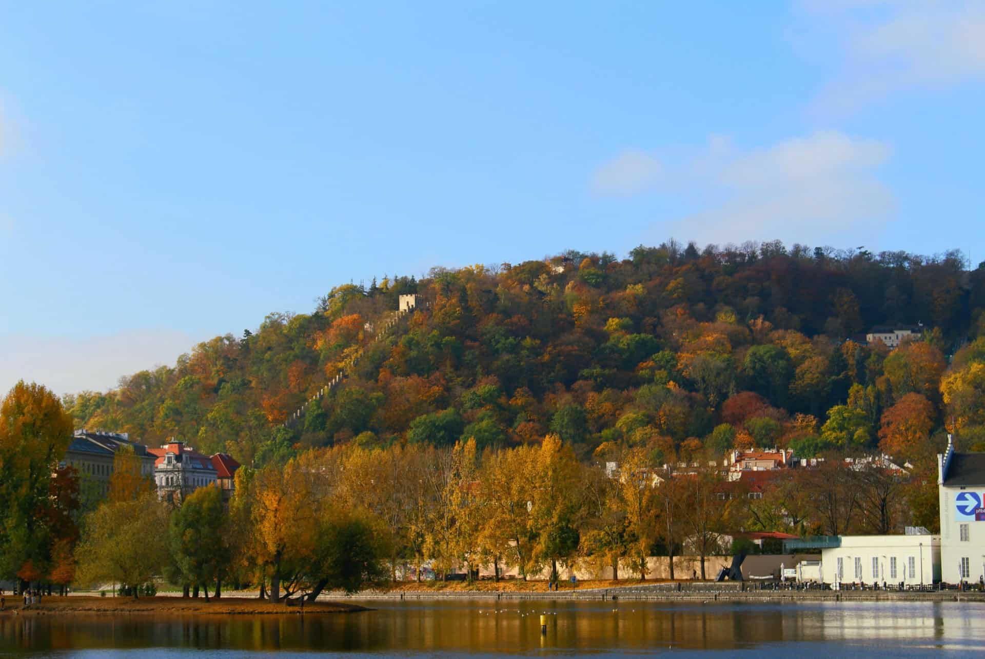 croisieres a prague colline de petrin colline de petrin