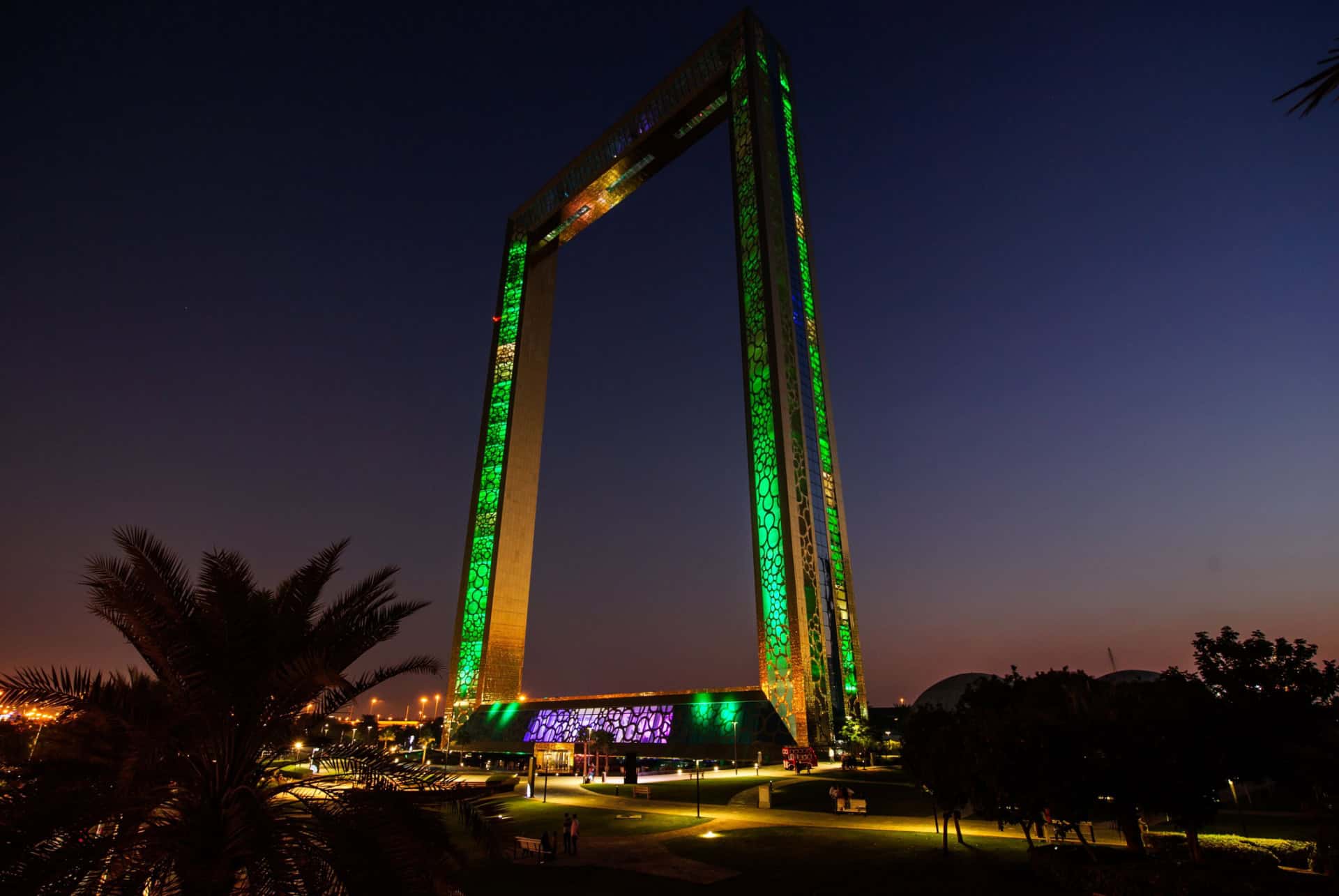 dubai frame de nuit dubai frame de nuit