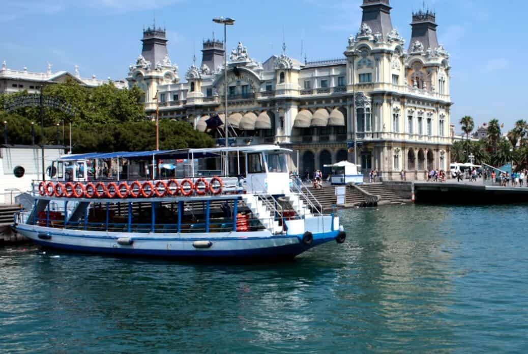 Croisière sur la ligne côtière