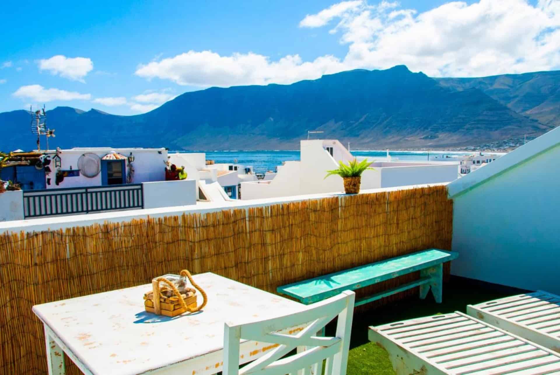 famara rooftop