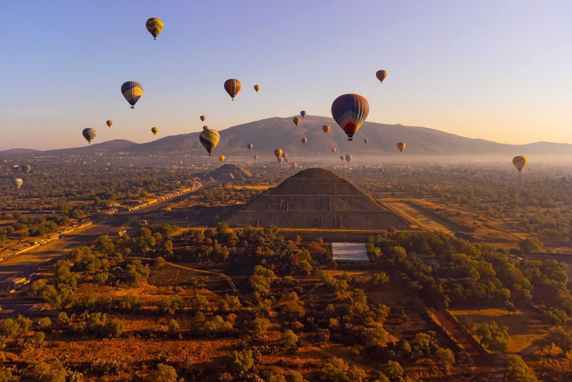 Vol en montgolfière à Teotihuacan