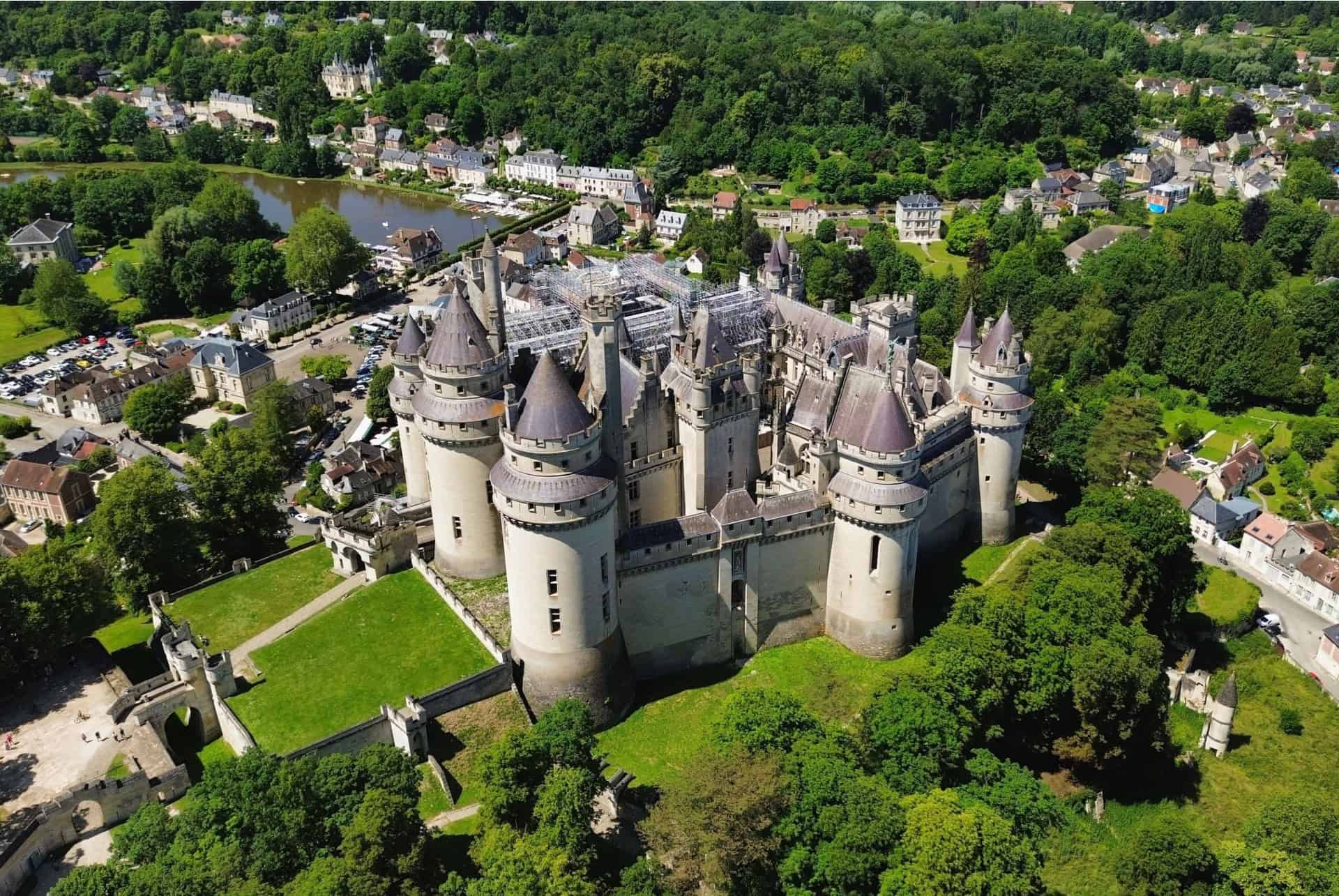 Château de Pierrefonds Château de Pierrefonds