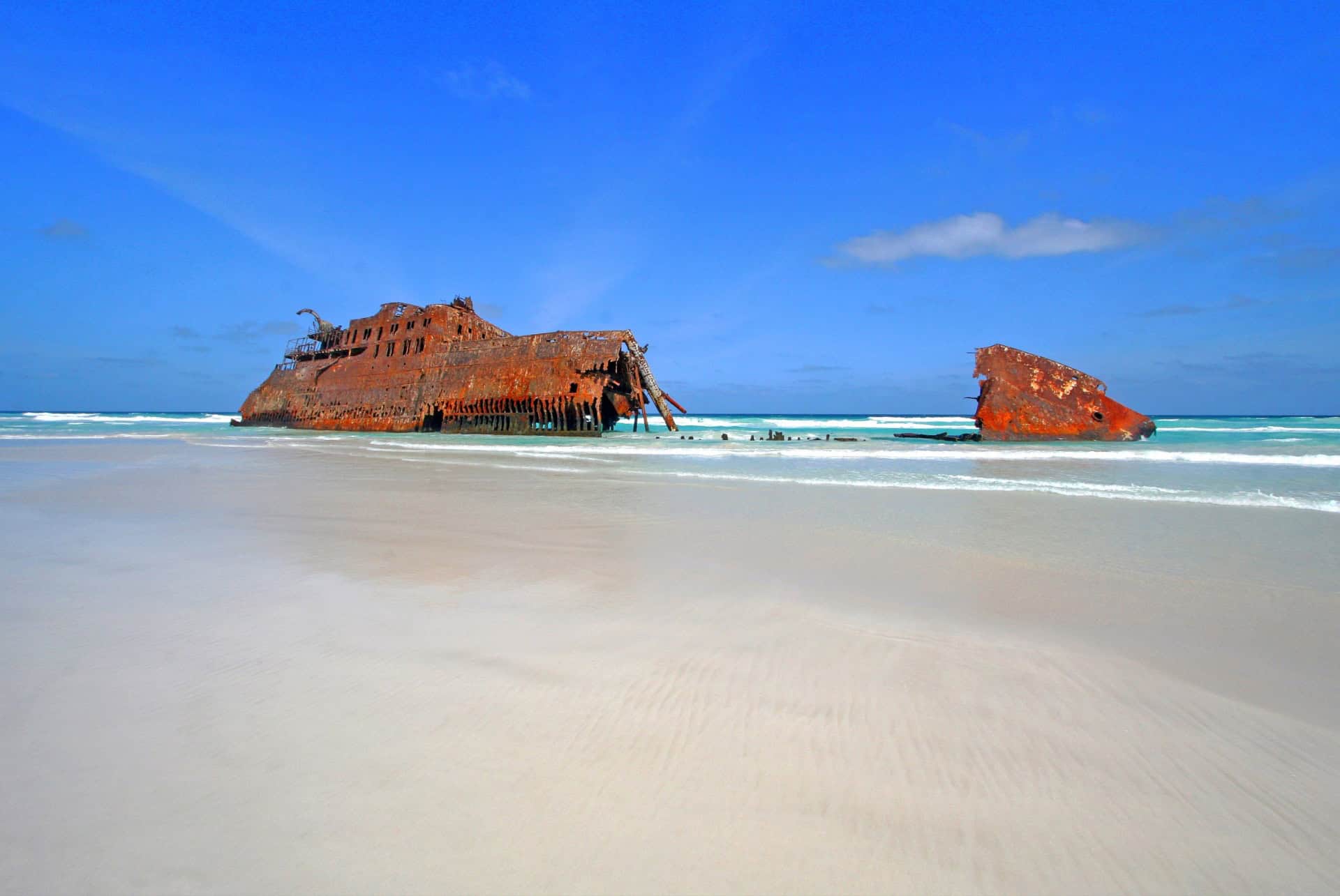 plus belles plages cap vert epave bateau plus belles plages cap vert epave bateau