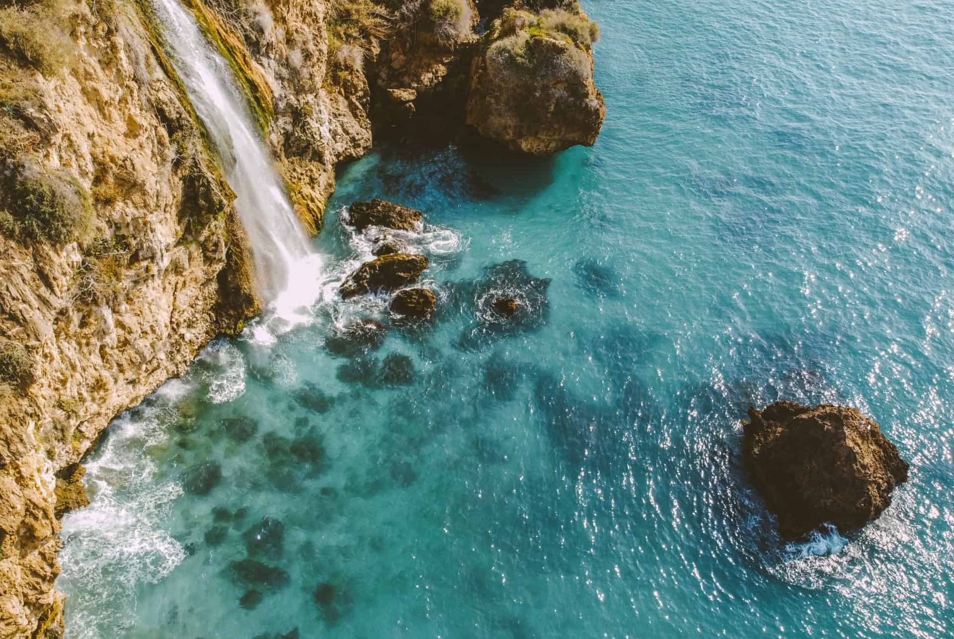falaises de maro visiter nerja