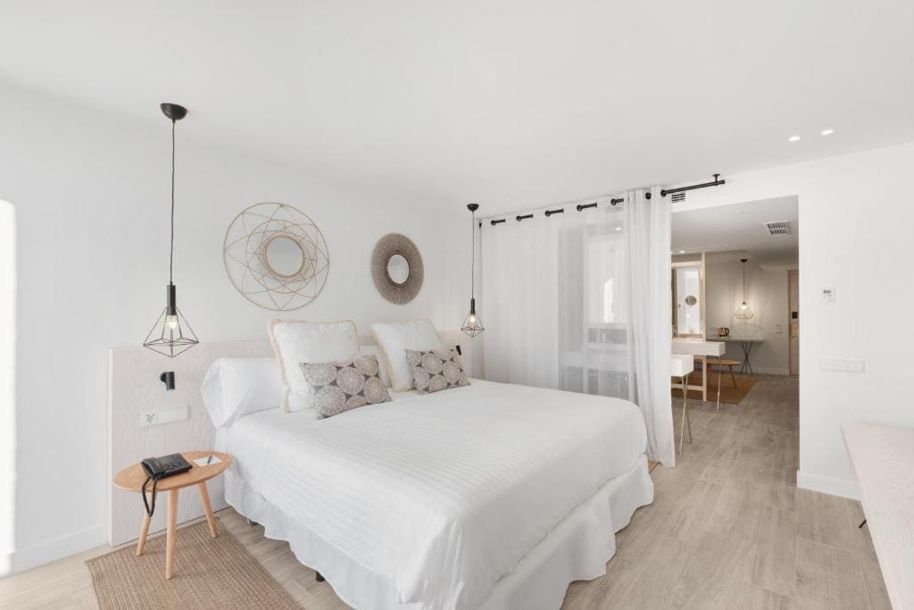 barcelo portinatx dormir ibiza