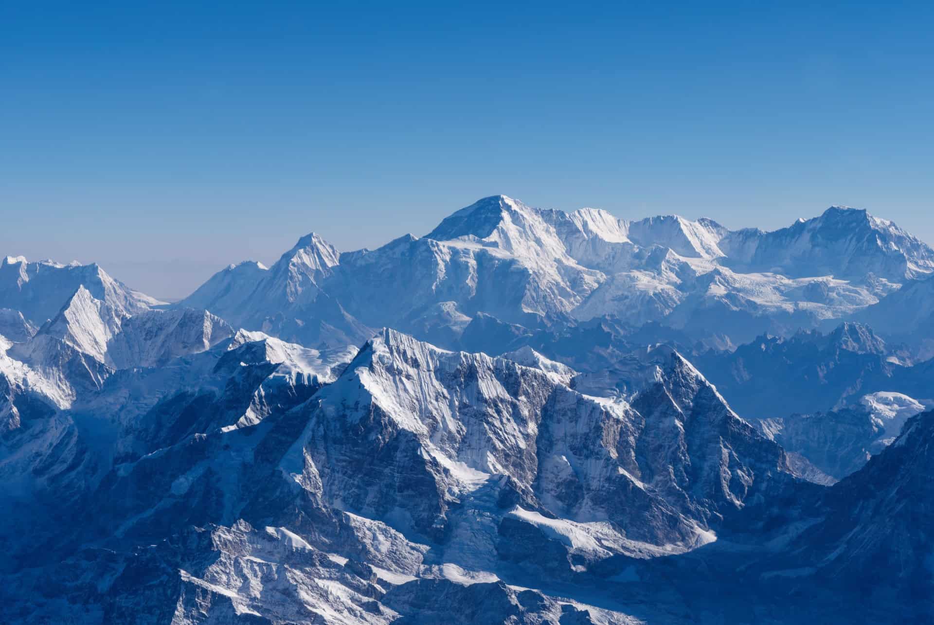 everest et montagnes de l himalaya vue du ciel everest et montagnes de l himalaya vue du ciel