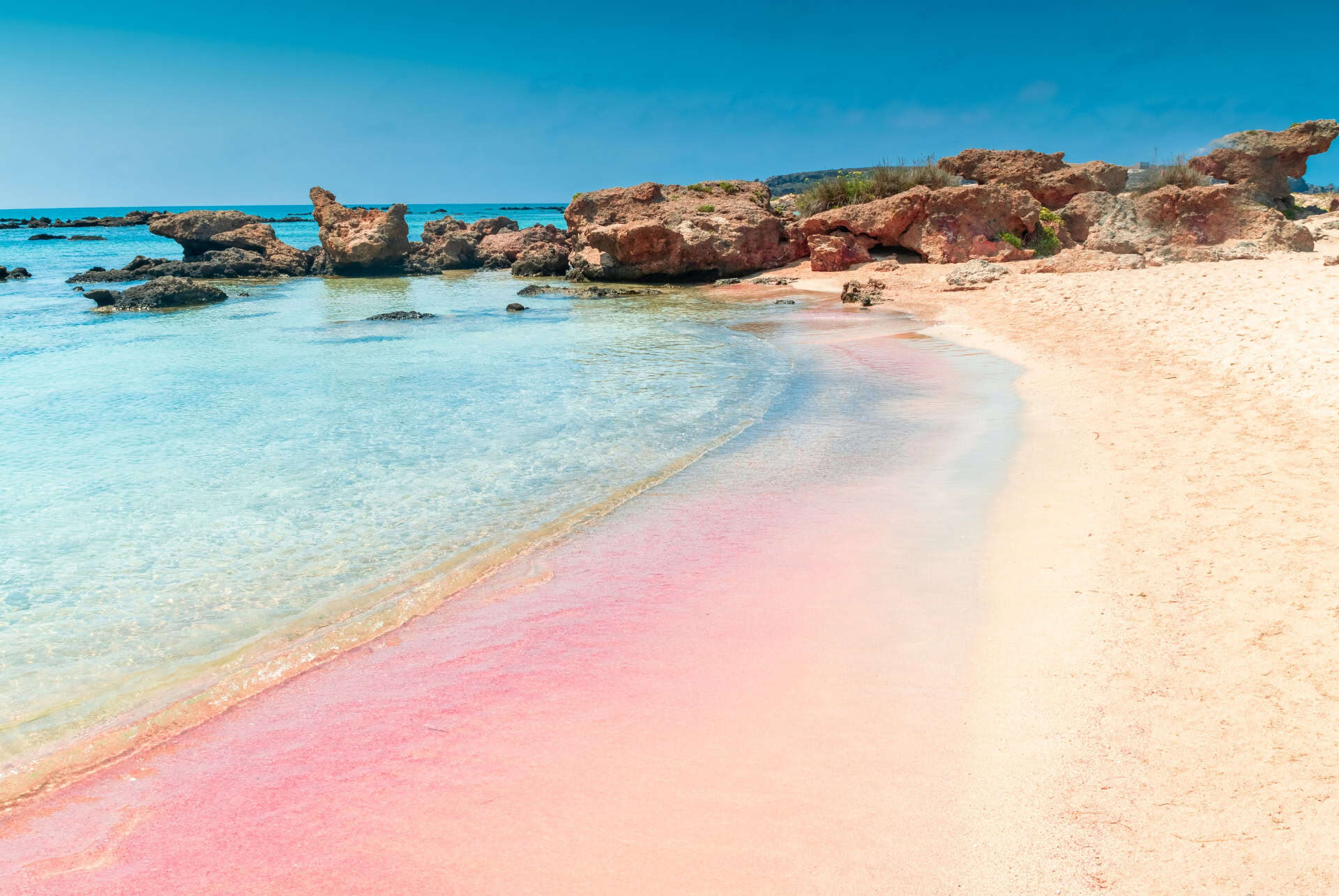 la crete en septembre plage de sable rose elafonissi la crete en septembre plage de sable rose elafonissi