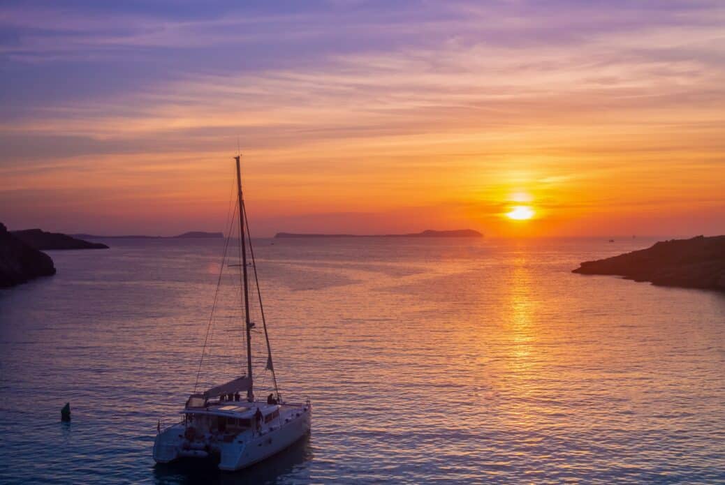 Croisière au coucher de soleil à Cala Salada & Cala Gracio
