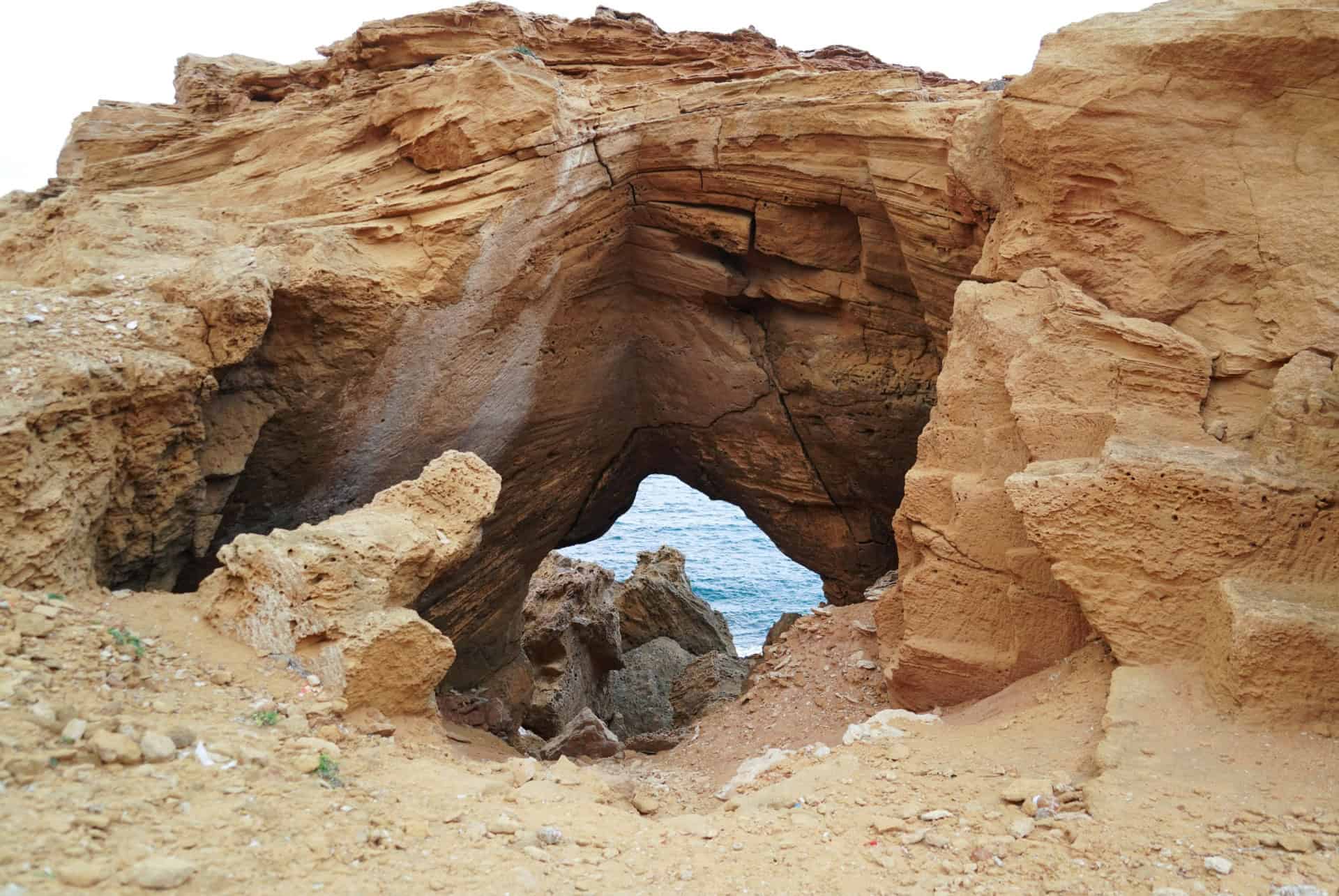 plages el haouaria grotte plages el haouaria grotte