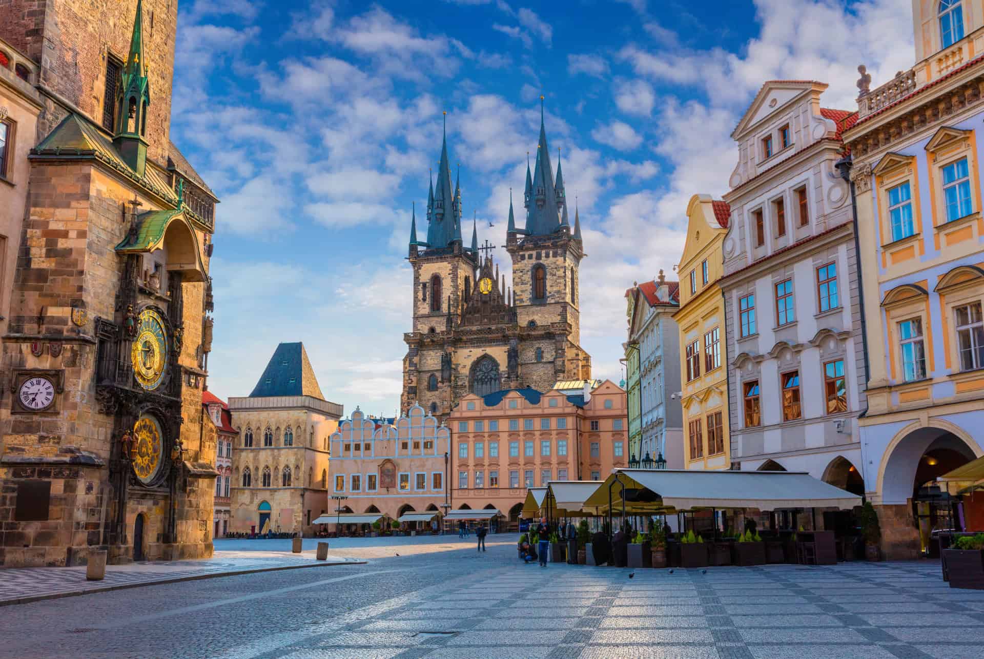 prague en octobre place de la vieille ville