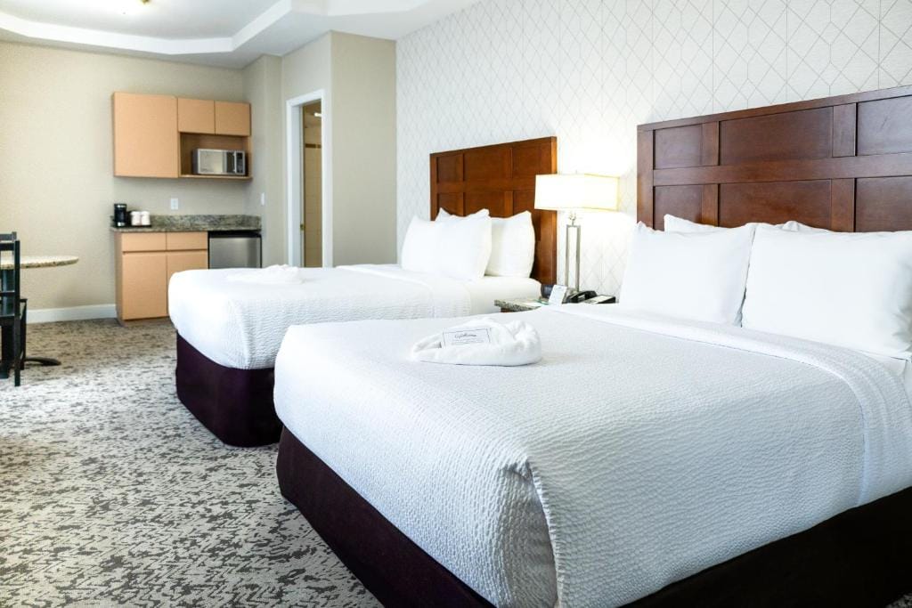 quality inn & suites vancouver