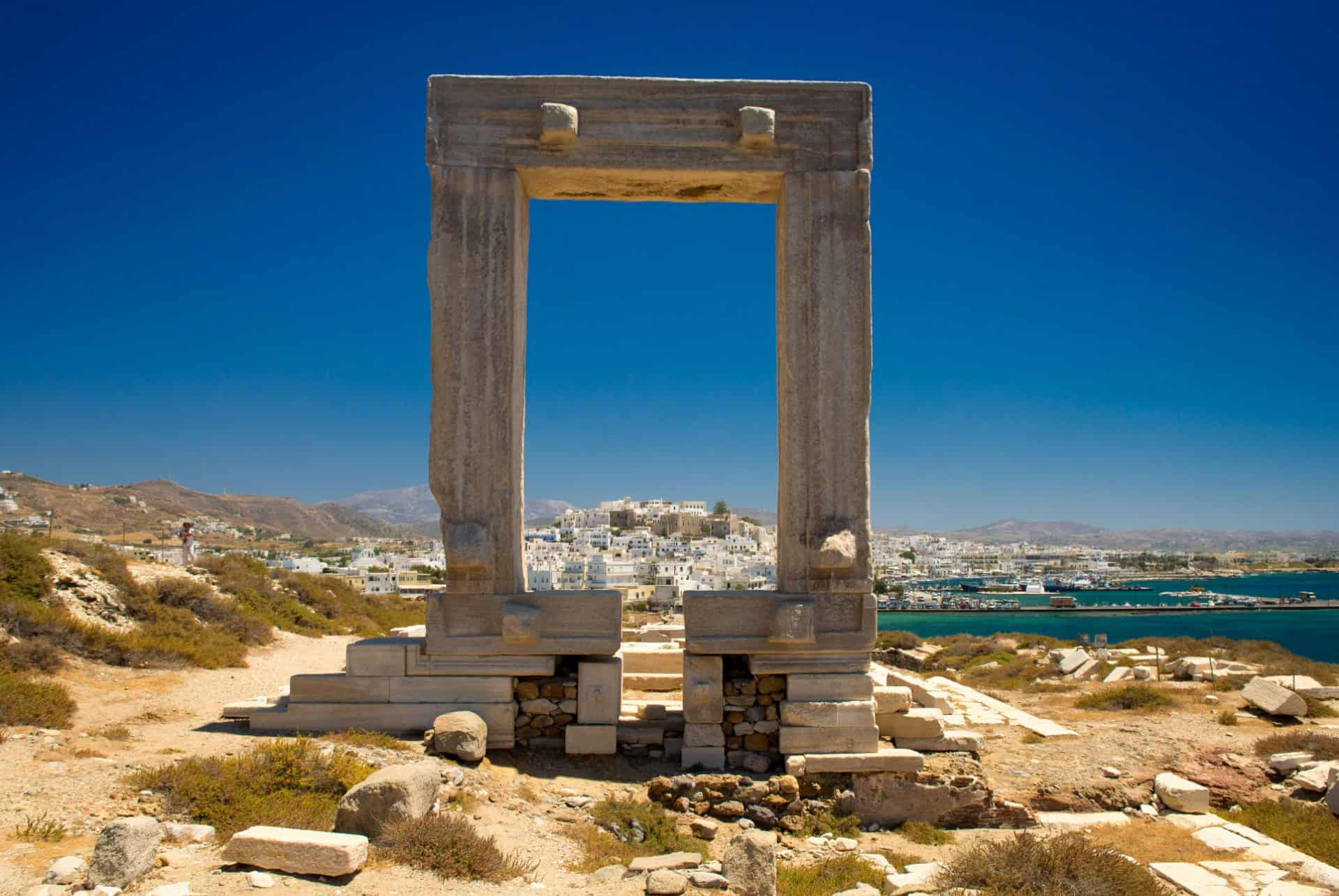 apollonas dormir naxos