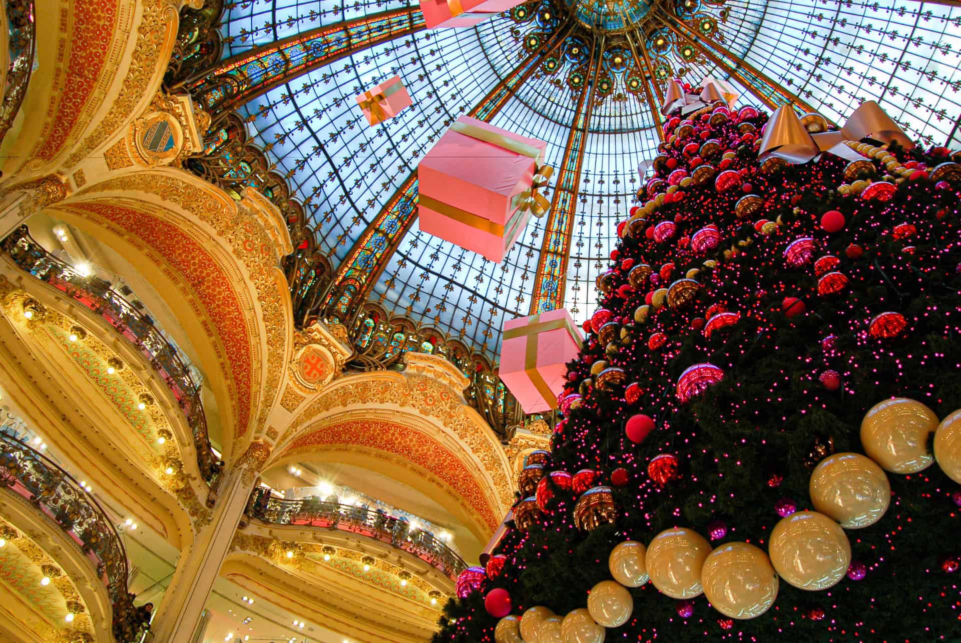 galeries lafayette noel paris