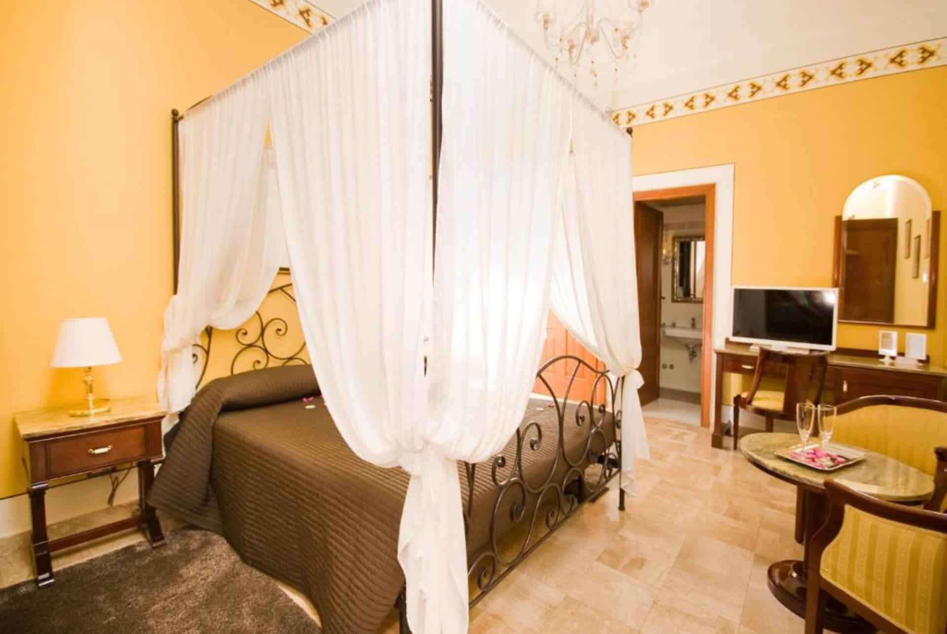 hotel pisa tower pise