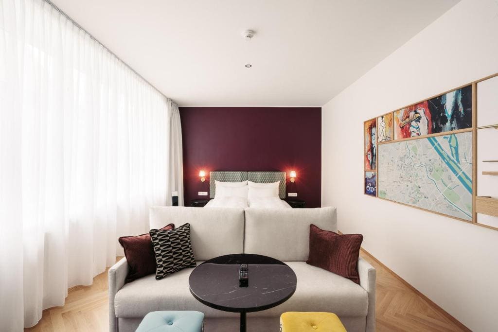 hotel schani salon