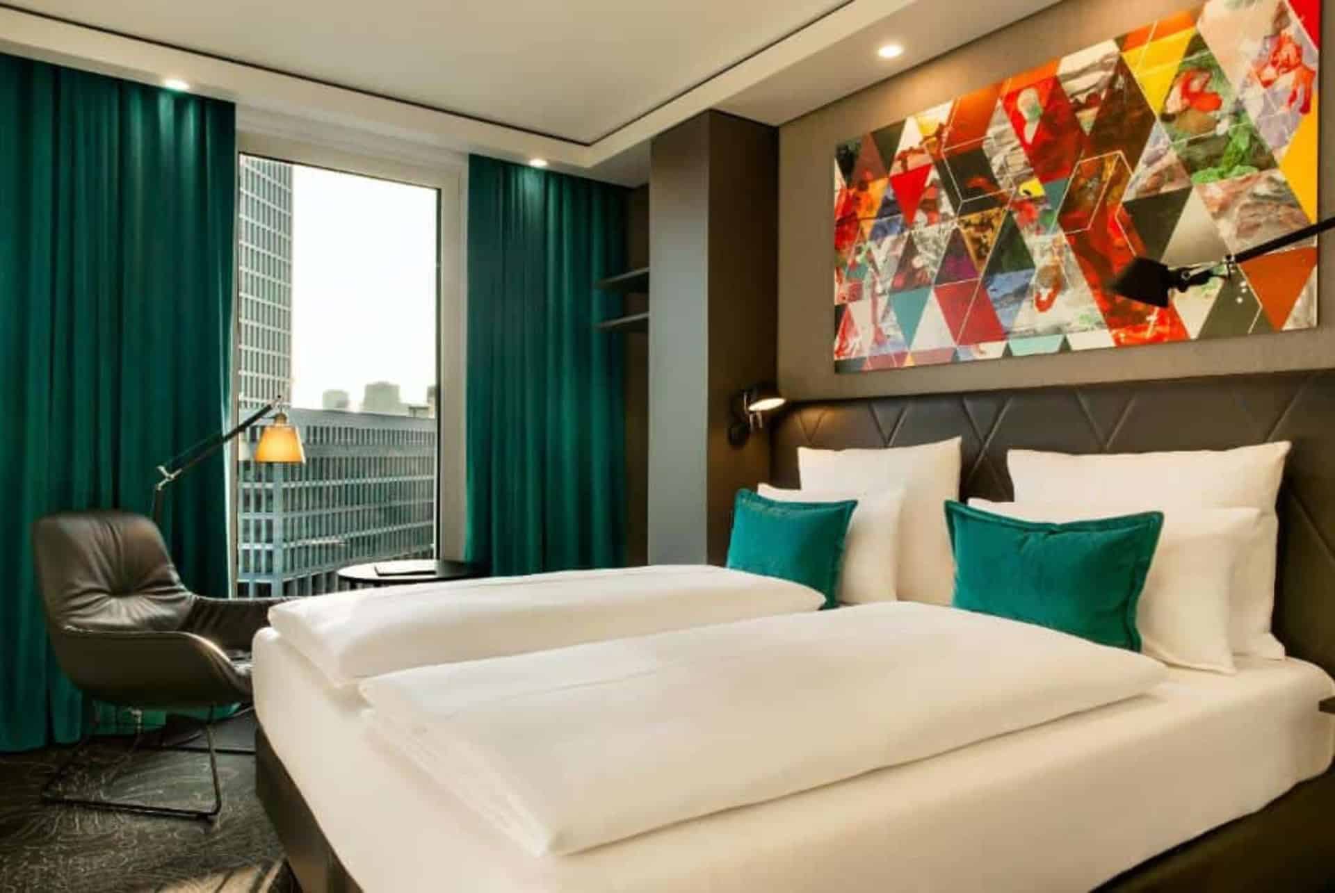 motel one frankfurt romer