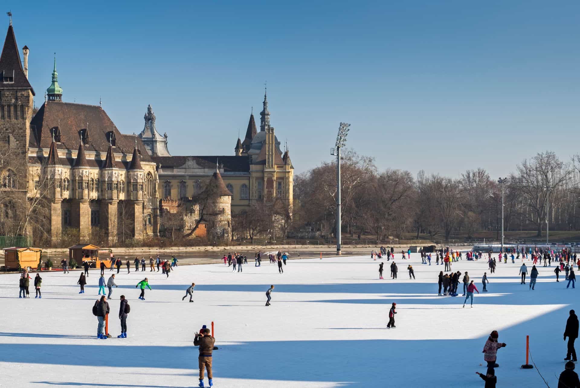 patinoire budapest en hiver