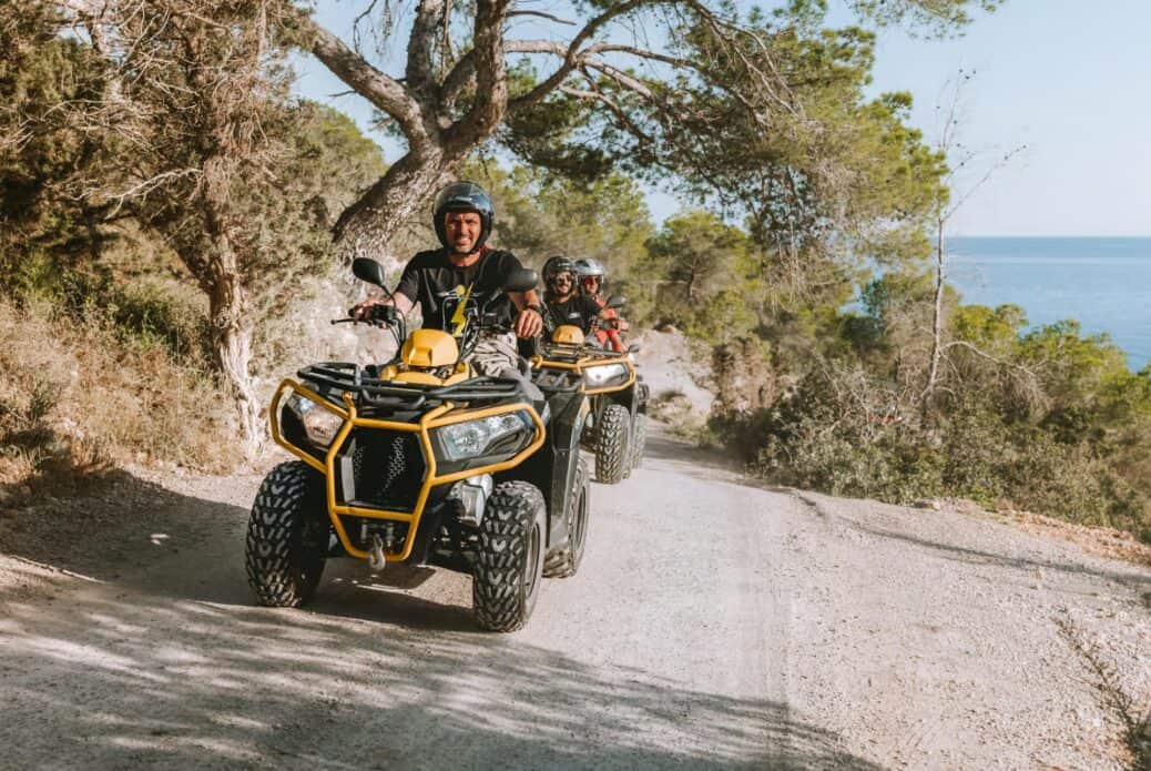 Visite en quad à Santa Eulalia