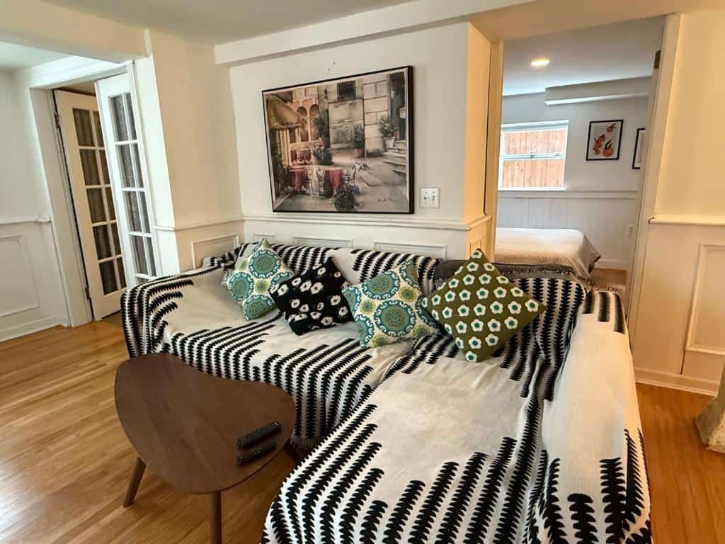 2 bedrooms apartment
