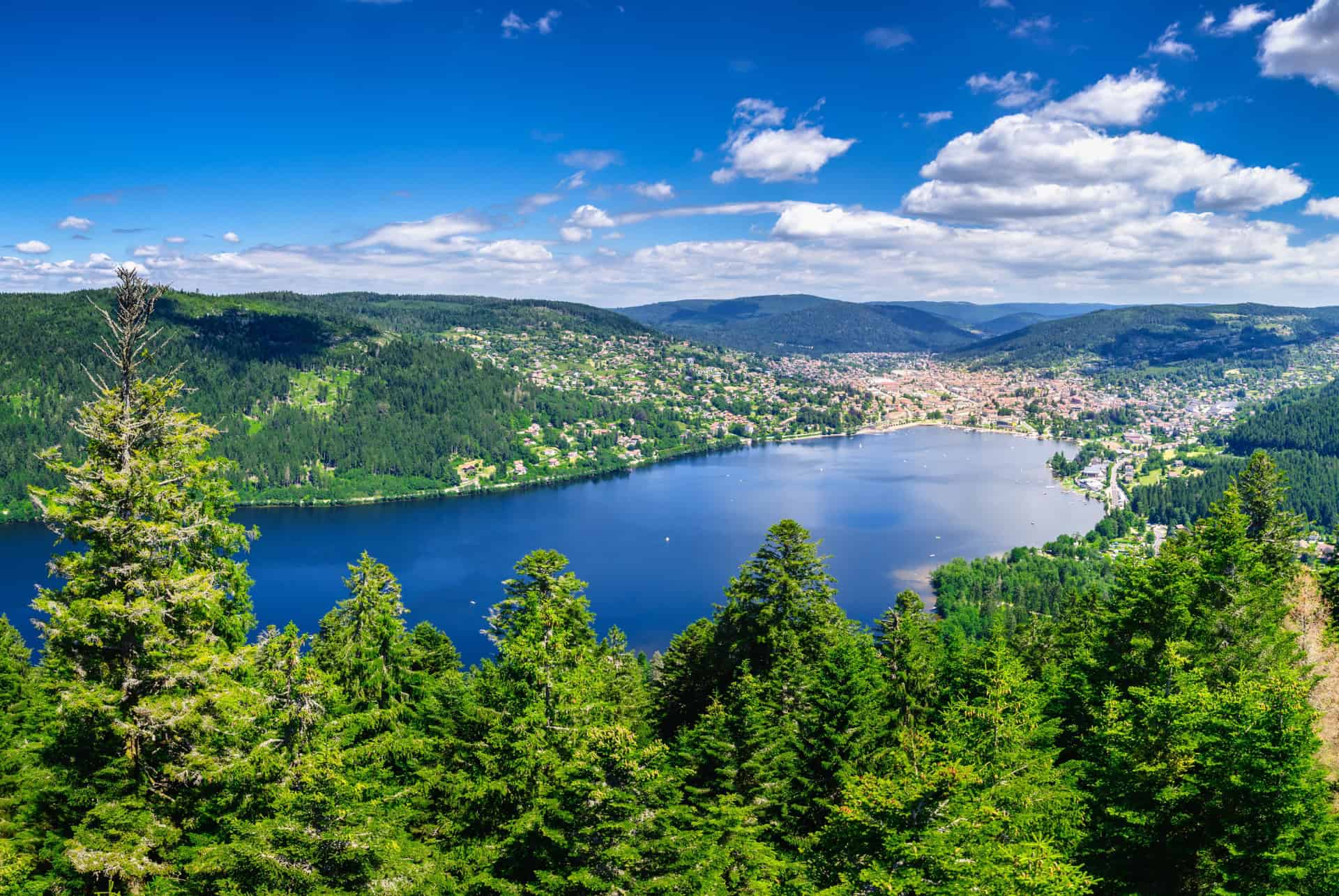Lac de Gérardmer dans les Vosges Lac de Gérardmer dans les Vosges