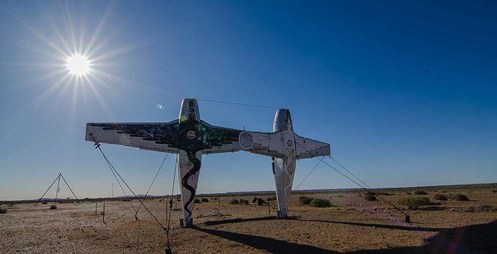 Avions au milieu du désert