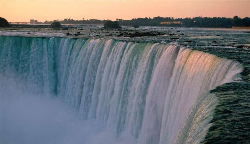 chutes-niagara-vue-aerienne